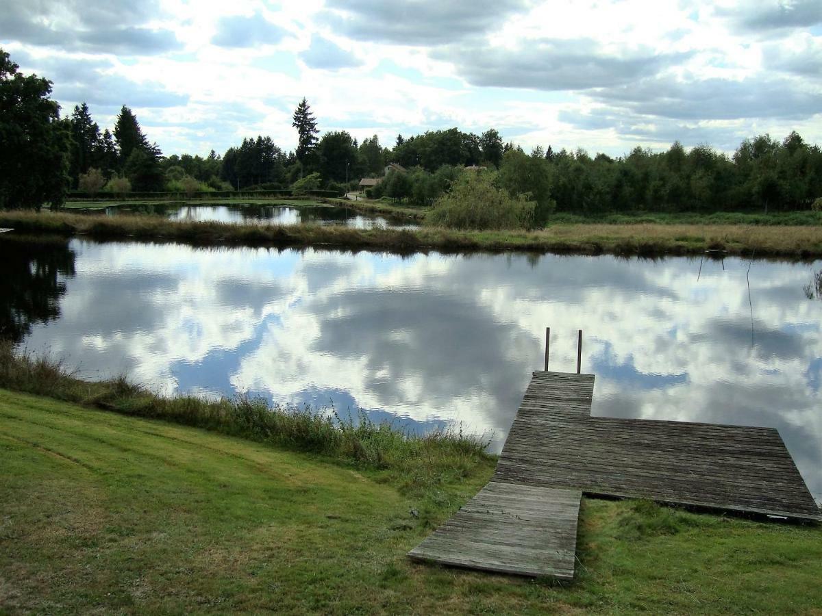 Augignac Lieux-Au-Lac מראה חיצוני תמונה
